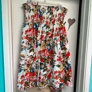 Floral strapless dress